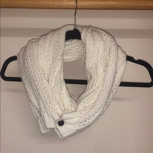 Infinity scarf